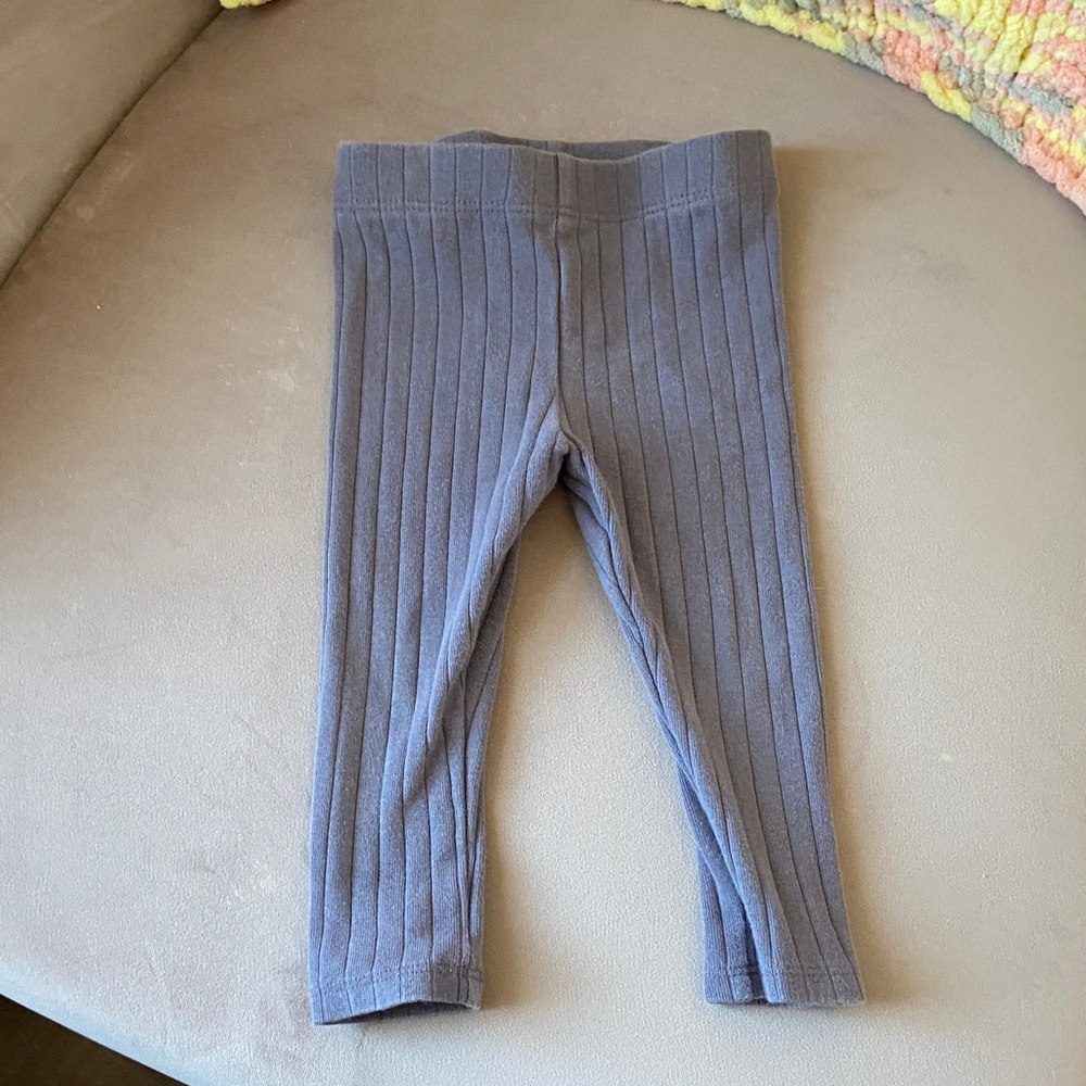 3/$15 Girls Ribbed Leggings 12 mos
